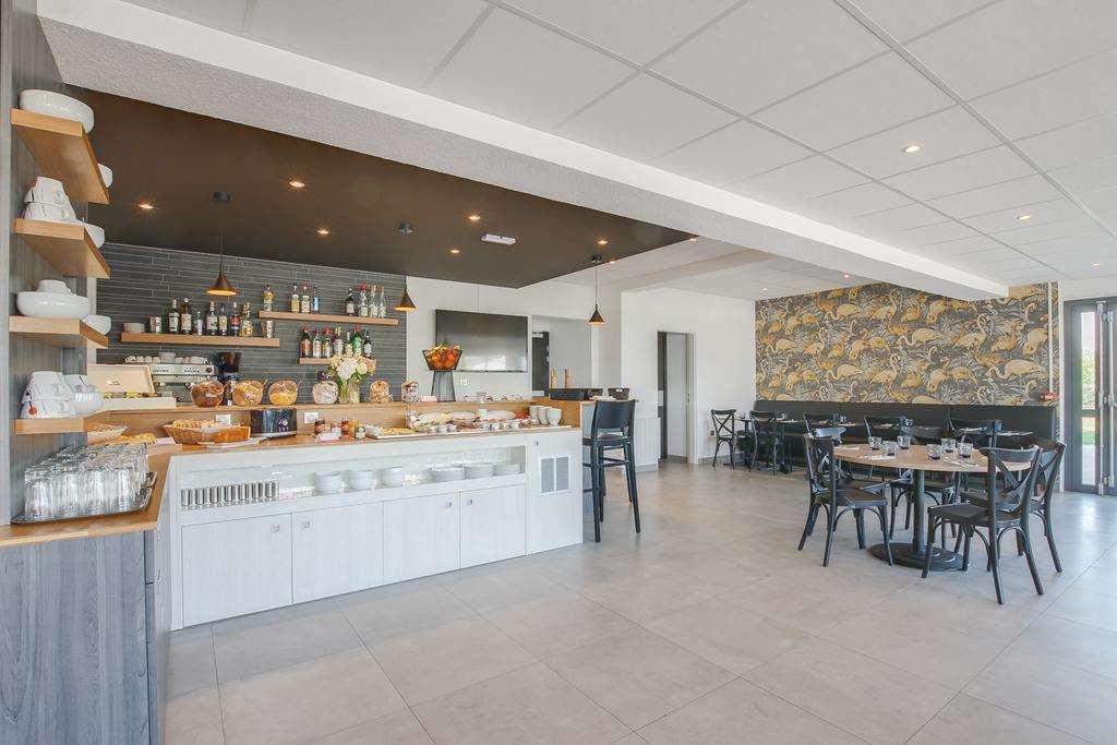 Brit Hotel Reims La Neuvillette Ristorante foto
